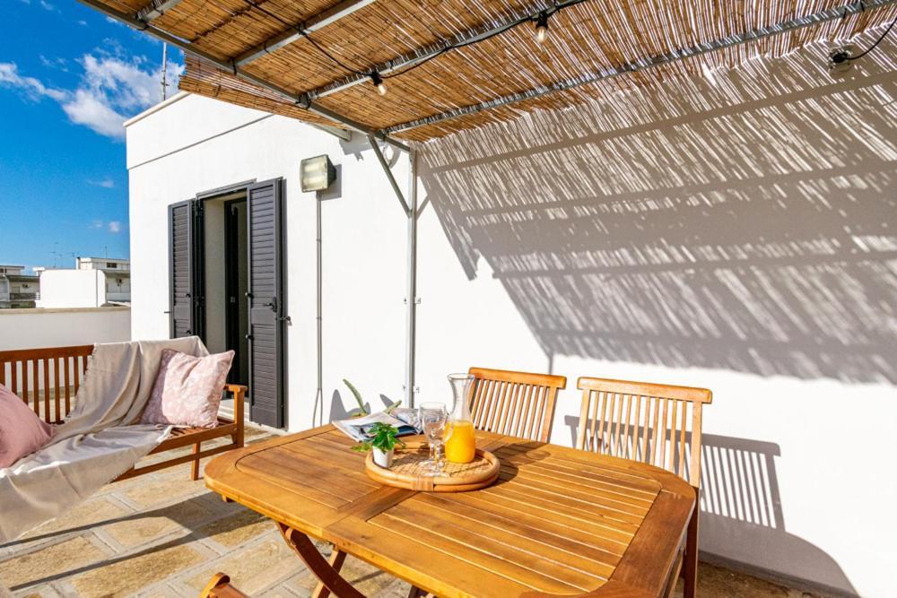 La Terrazza Di Zoe - Castromediano Villa Cavallino di Lecce Exteriör bild